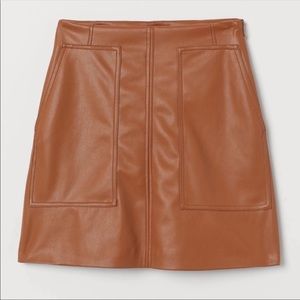 ✨Faux leather mini skirt